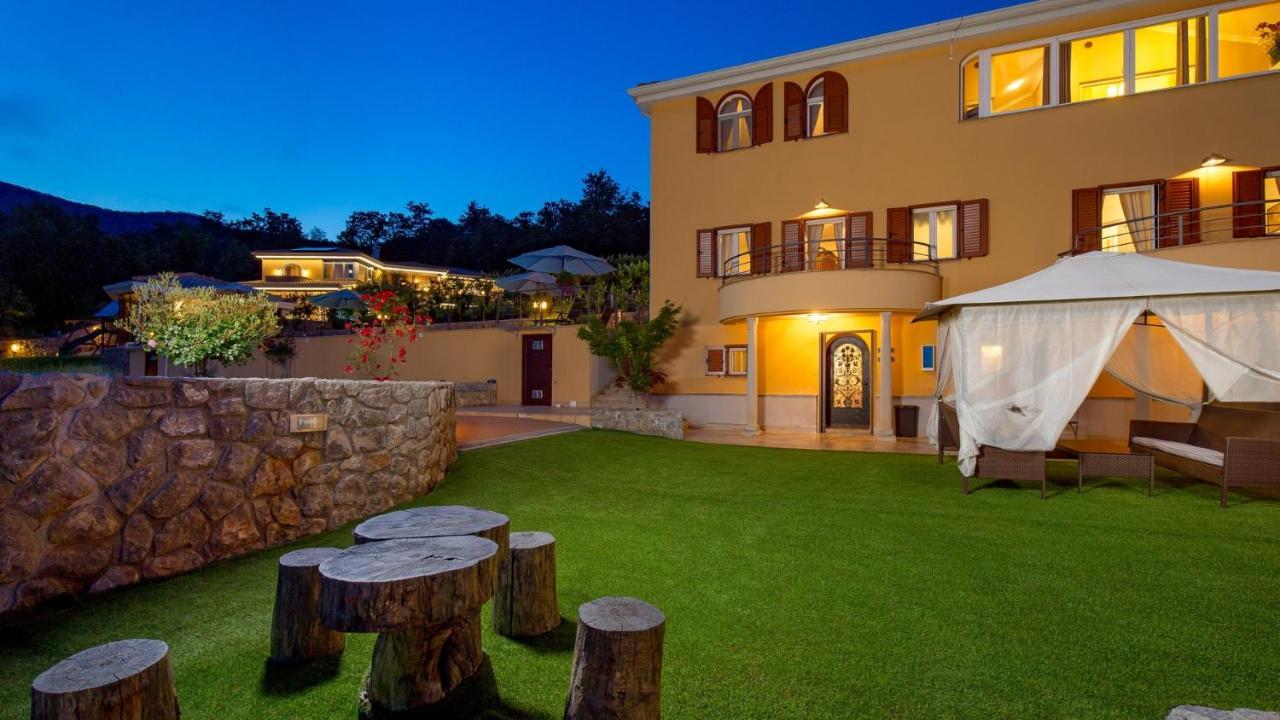 Apartments Villa Bv 오파티아 외부 사진